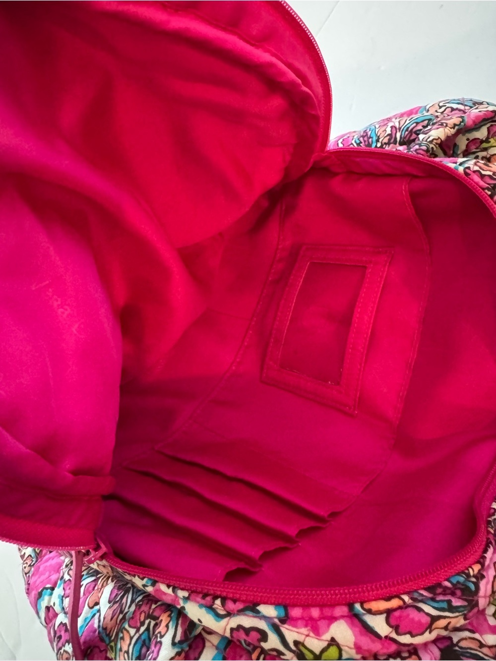 Vera Bradley Essential Backpack Resort Medallion Quilted Cotton Laptop Retired - Picture 10 of 16